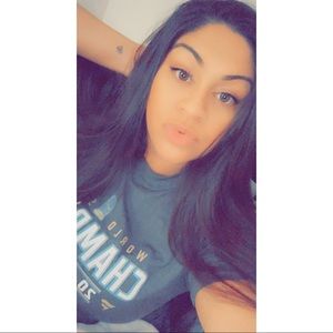 Meet your Posher, Isis